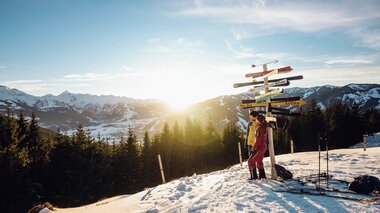 Paar am Gipfel im Winter | © Zell am See-Kaprun